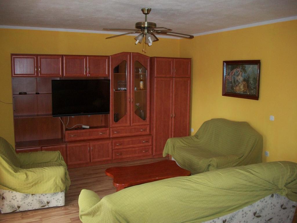 Apartment Luka Трогир Экстерьер фото
