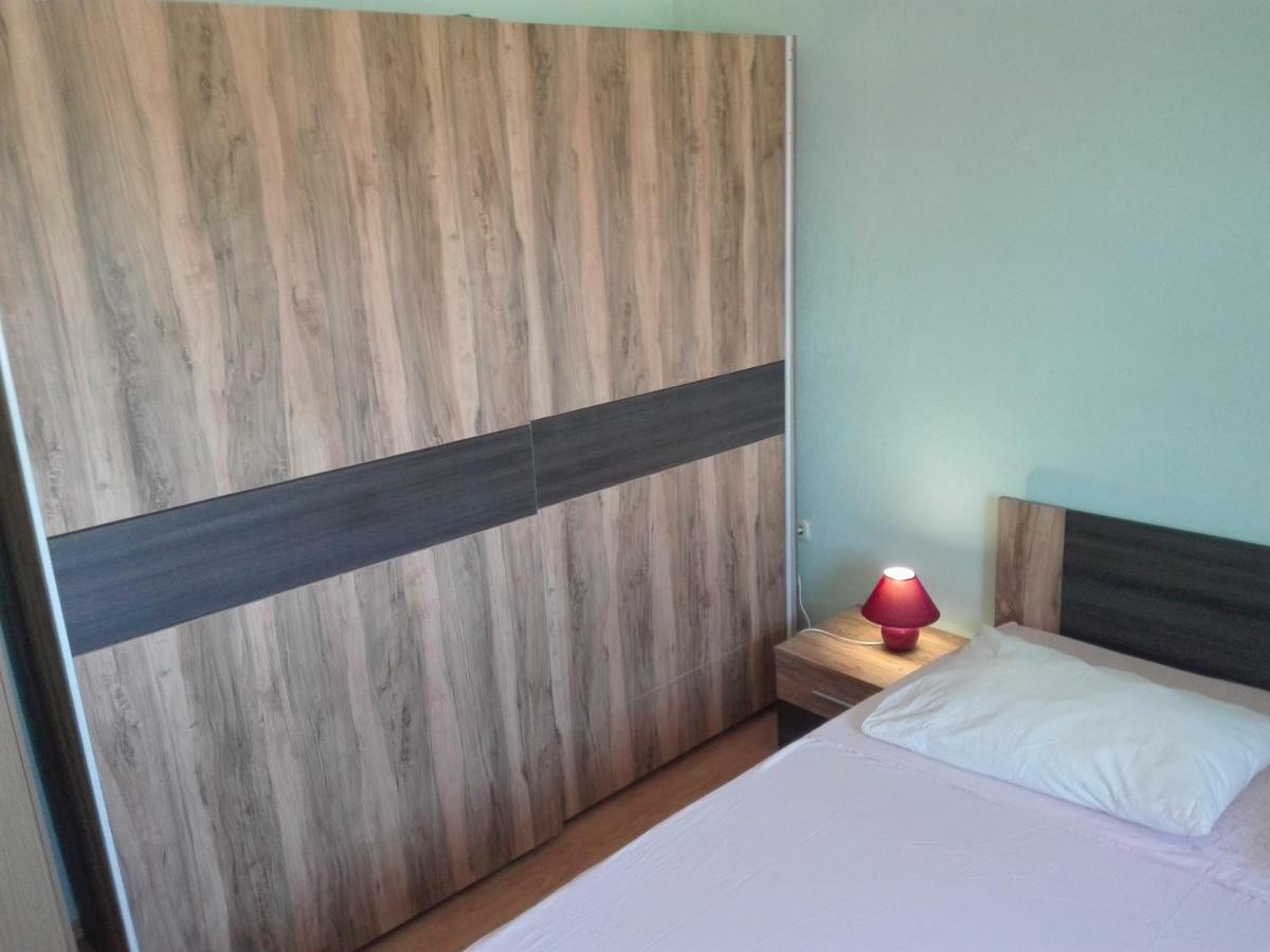 Apartment Luka Трогир Экстерьер фото