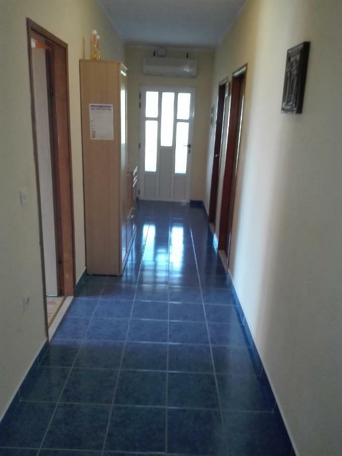 Apartment Luka Трогир Экстерьер фото