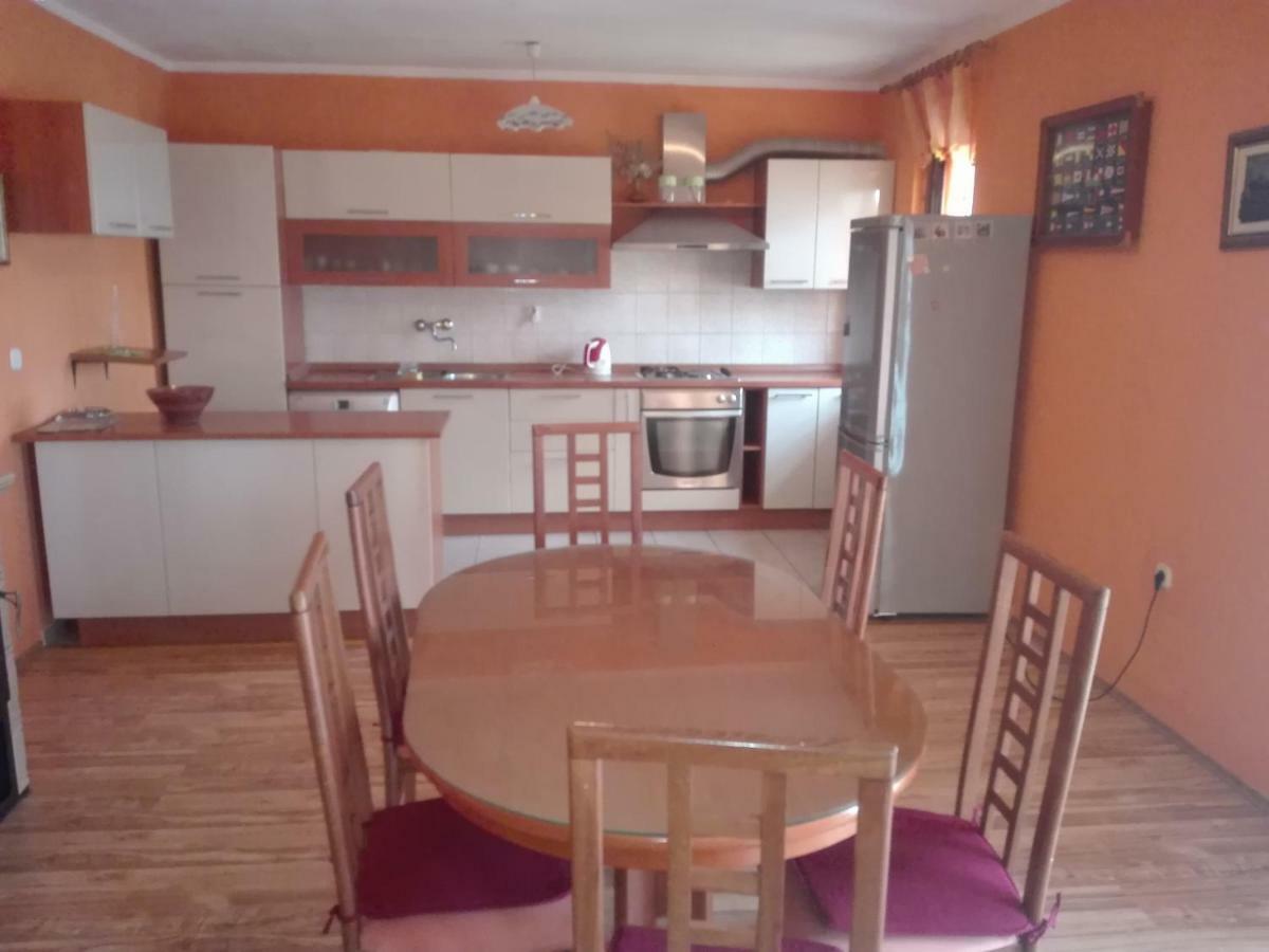 Apartment Luka Трогир Экстерьер фото